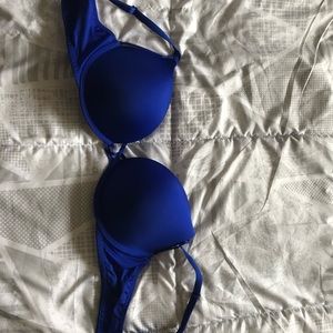 Victoria’s Secret bra